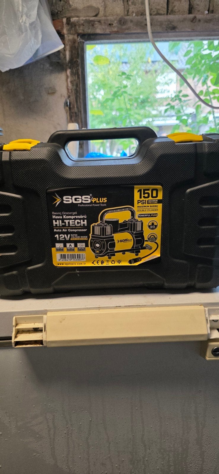 SGS Plus 12V Auto Luchtcompressor - Draagbaar & Krachtig, Ophalen