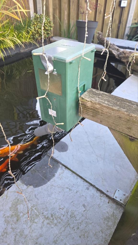 Gezocht voerautomaat koi, Ophalen of Verzenden, Overige typen