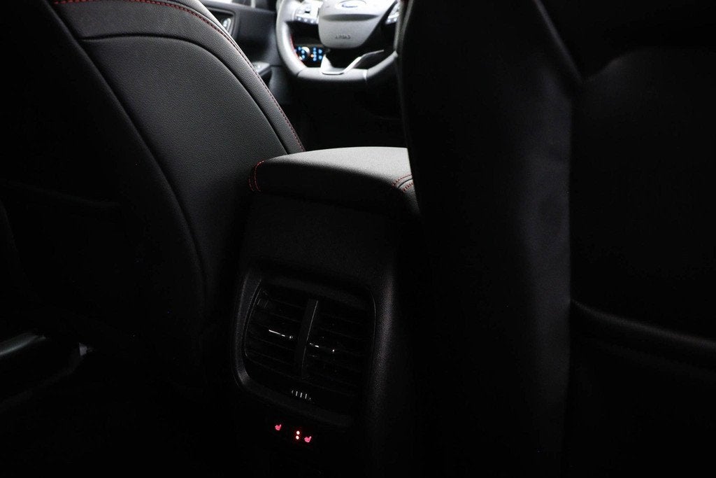 Ford Kuga 2.5 PHEV ST-Line X | WINTER / DRIVER ASSISTANCE- P, Auto's, Ford, 14 kWh, Gebruikt, 4 cilinders, Met garantie (alle)