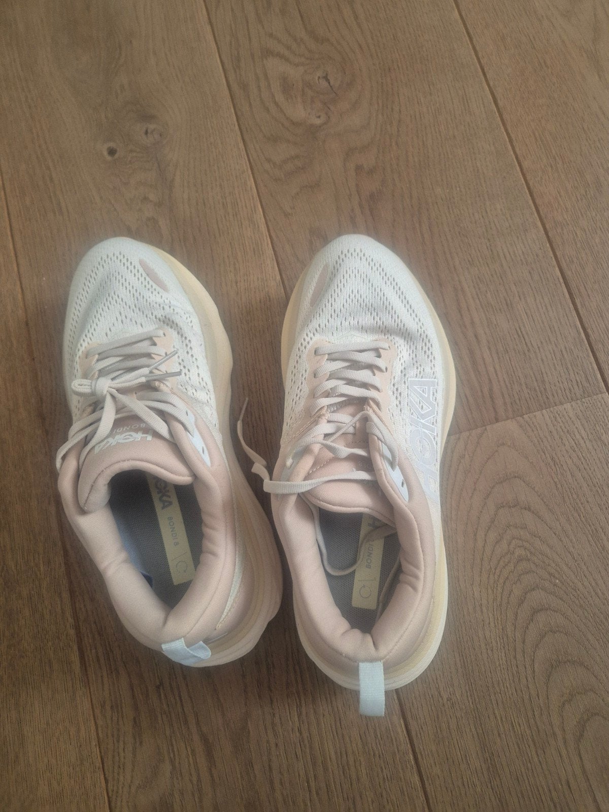 Hoka Bondi 8 hardloopschoenen dames - Zo goed als nieuw, Ophalen of Verzenden, Zo goed als nieuw, Beige