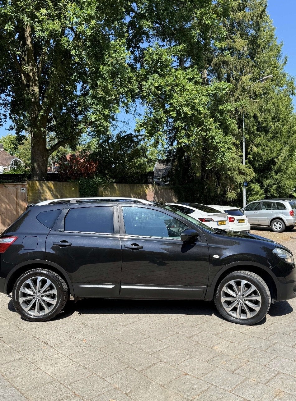 Nissan Qashqai 2.0 2WD CVT 2010 Zwart exchange possible, Auto's, 4 cilinders, Zwart, Particulier, Qashqai