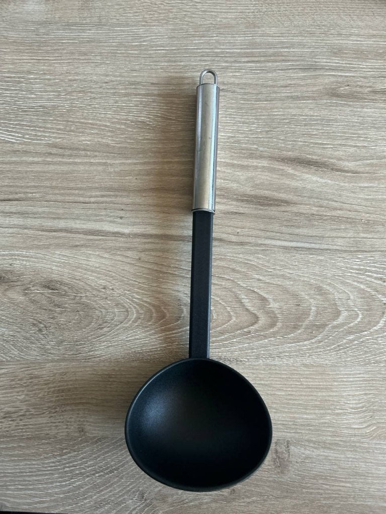 Opscheplepel kunststof zwart, Huis en Inrichting, Keuken | Bestek, Ophalen, Kunststof, Gebruikt, Los bestek