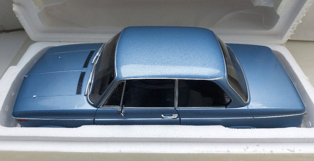 KK-Scale 1:12 BMW 2002 1.Serie 1971 blauw metallic nieuw, Ophalen of Verzenden, Nieuw, 1:9 t/m 1:12, Auto