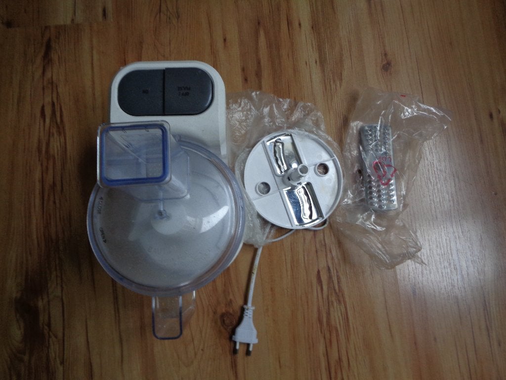 zgan Electrische 220volt groenten vermaler, Kunststof, Ophalen of Verzenden, Zo goed als nieuw, Snijmachine
