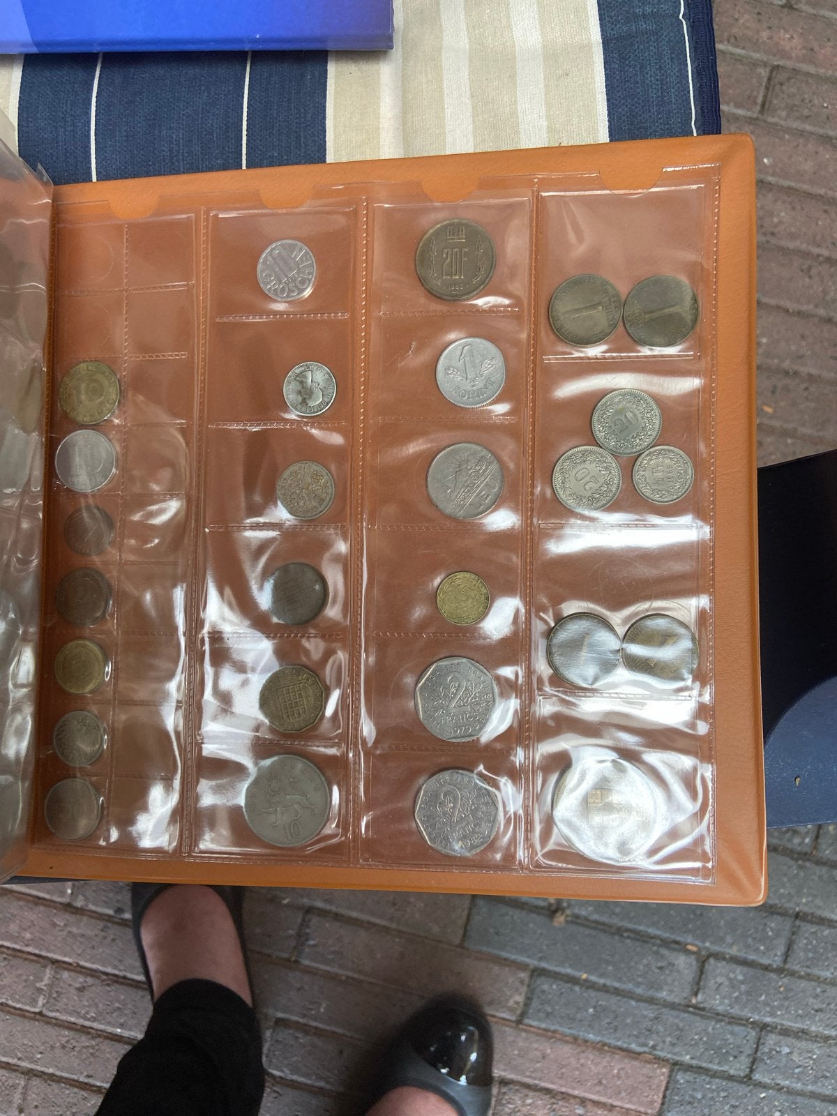 Muntalbum met diverse munten - verzameling, Ophalen, Verzamelmap