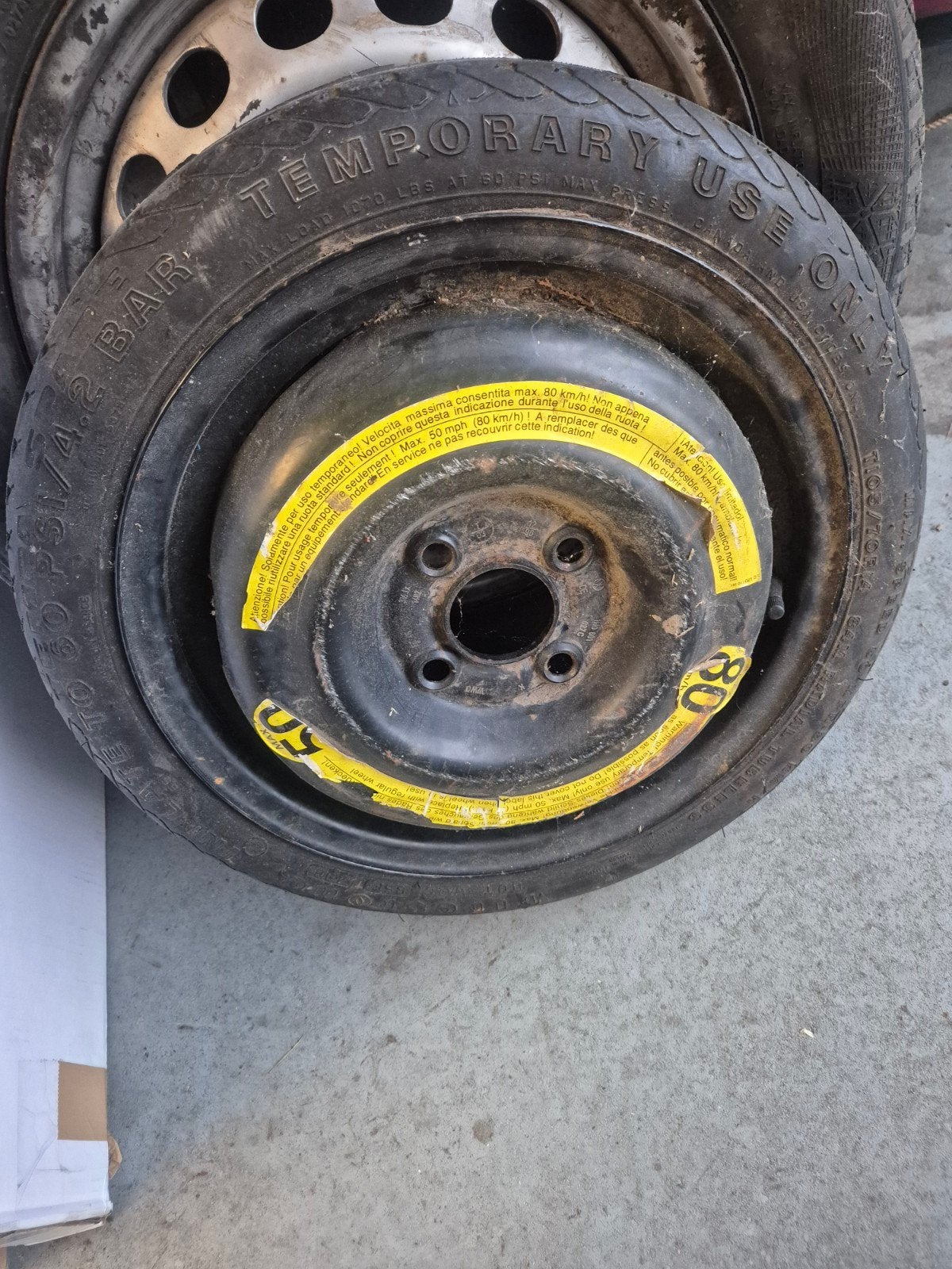 Reservewiel - Compact en betrouwbaar, Auto-onderdelen, Overige Auto-onderdelen, Ophalen of Verzenden, Gebruikt