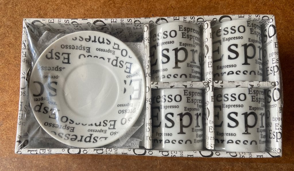 4 Espresso kop en schotels in orginele verpakking, Ophalen