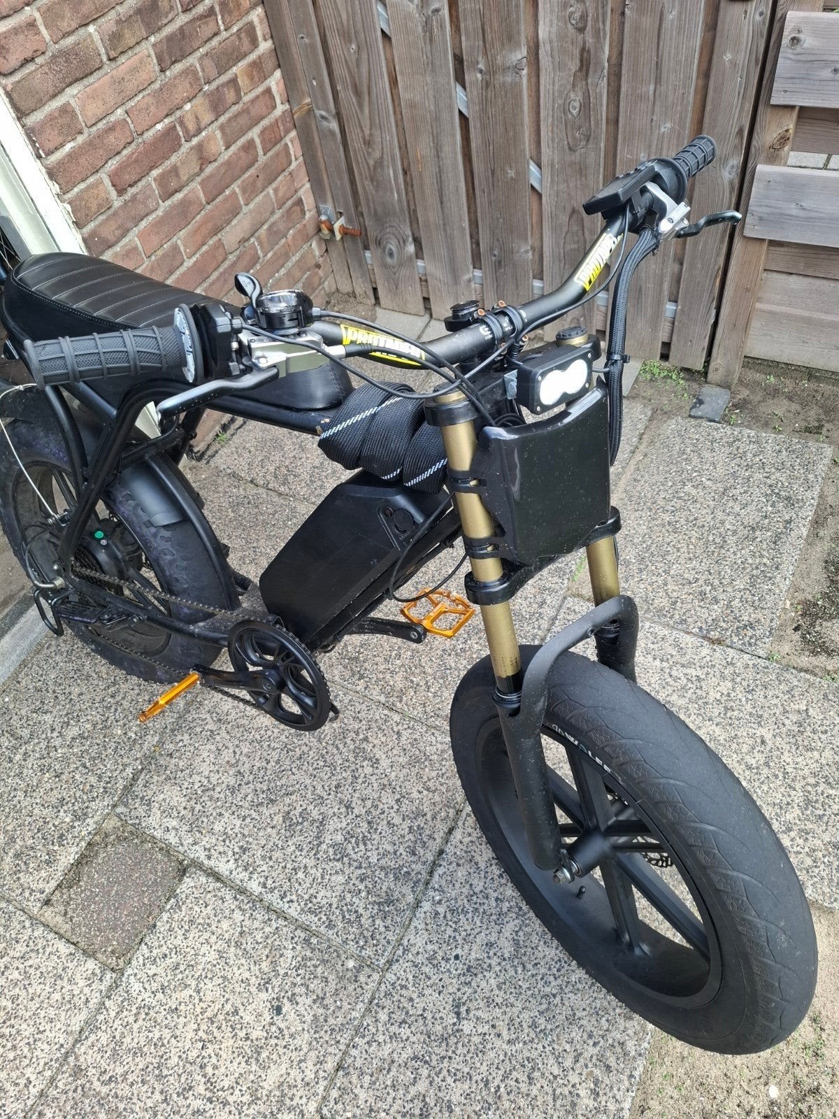 custom fatbike v8, Zo goed als nieuw, 59 cm of meer, 30 tot 50 km per accu, Ophalen