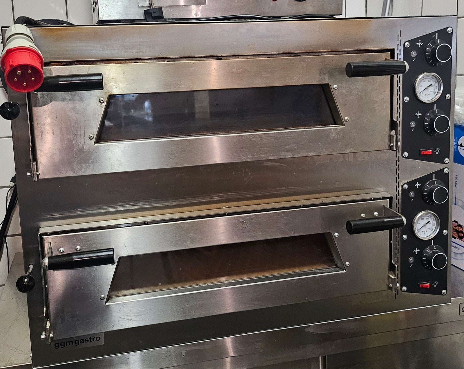 Te koop aangeboden: Professionele GGM Gastro Dubbele Pizza O, Ophalen, Gebruikt, Ovens, Magnetrons en Steamers