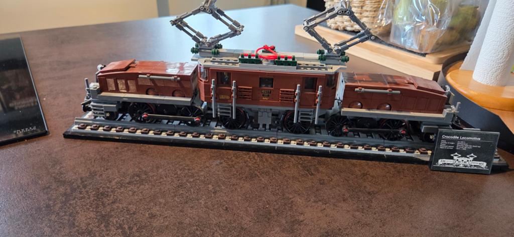 LEGO Creator Expert Krokodil Locomotief 10277, Hobby en Vrije tijd, Modeltreinen | H0, Ophalen, Zo goed als nieuw, Gelijkstroom