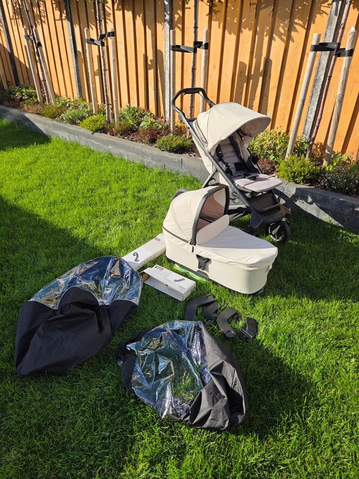 Thule Urban Glide 4 met alle accessoires, Luchtbanden, Zo goed als nieuw, Ophalen, Kinderwagen