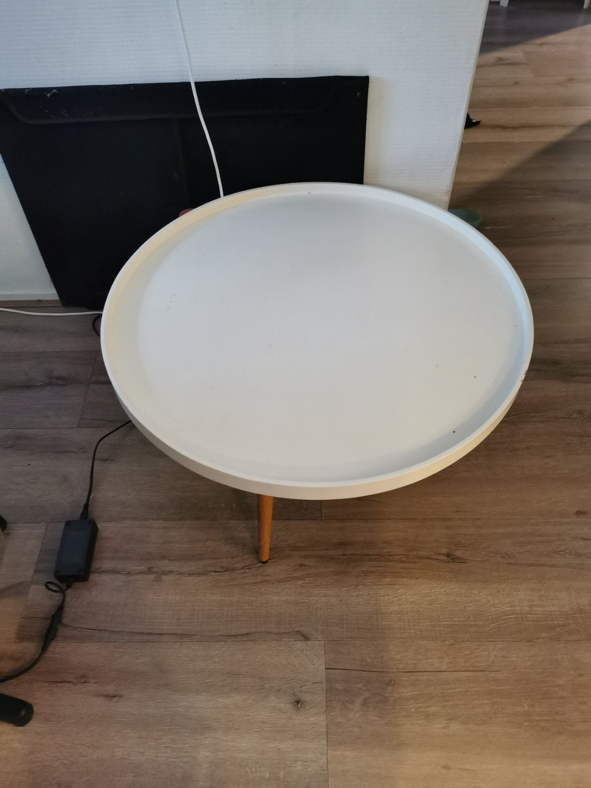 Retro ronde witte salon tafel 80 cm doorsnee, Huis en Inrichting, Tafels | Salontafels, Ophalen, Gebruikt