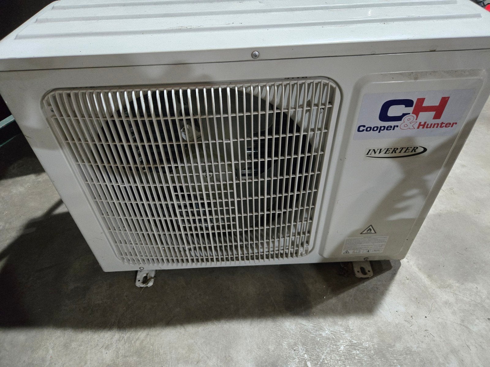 airco  compleet, Ophalen, Wandairco, Afstandsbediening, 3 snelheden of meer
