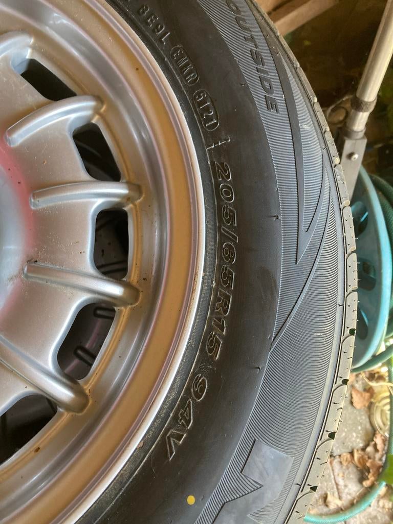 Nieuwe 15 inch Kroonkurk Velgen  en Banden Mercedes W107 W11, Auto-onderdelen, Banden en Velgen, Ophalen, 15 inch, Banden en Velgen