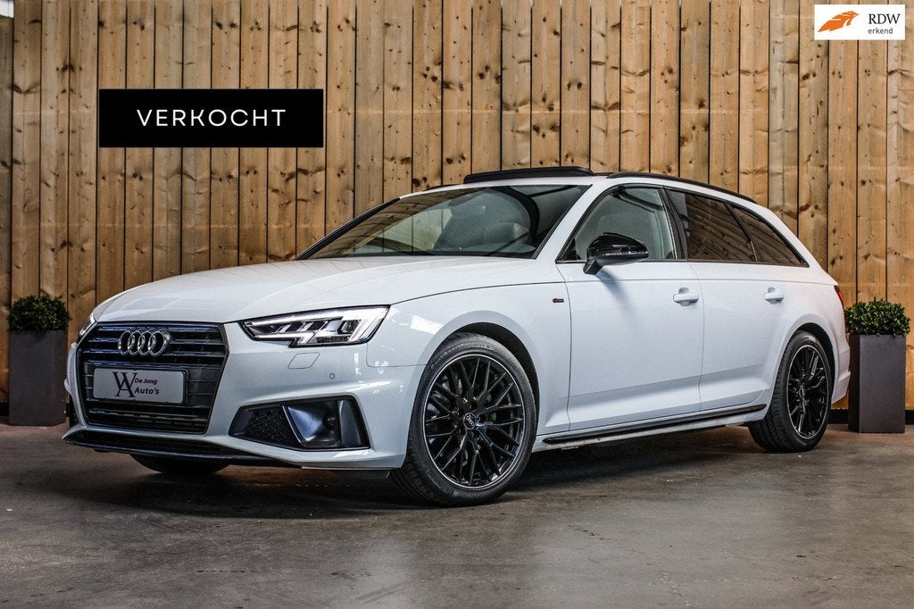 Audi A4 Avant 40 TFSI S-Line Black Edition *Pano*Camera*Keyl, Gebruikt, Automatische klimaatregeling, 1984 cc, Wit