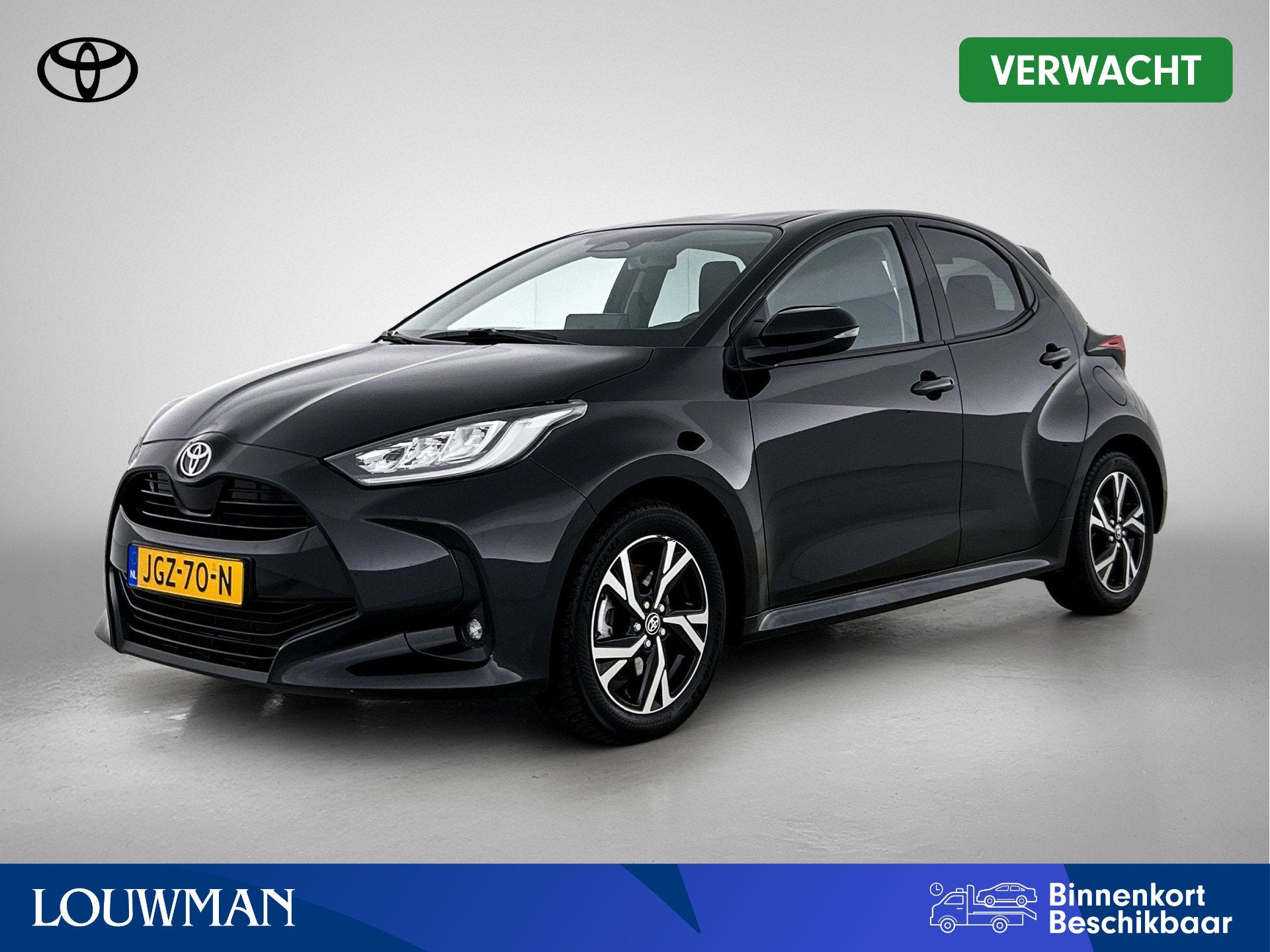 Toyota Yaris 1.5 Hybrid 115 Dynamic | Parkeercamera | LM vel, 12 maanden, Gebruikt, Zwart, Hybride Elektrisch/Benzine