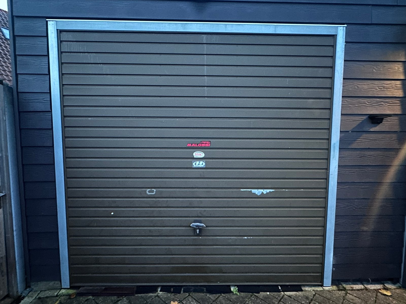 Gebruikte garagedeur - Bruin, Gebruikt, 120 cm of meer, Garagedeur, Ophalen of Verzenden