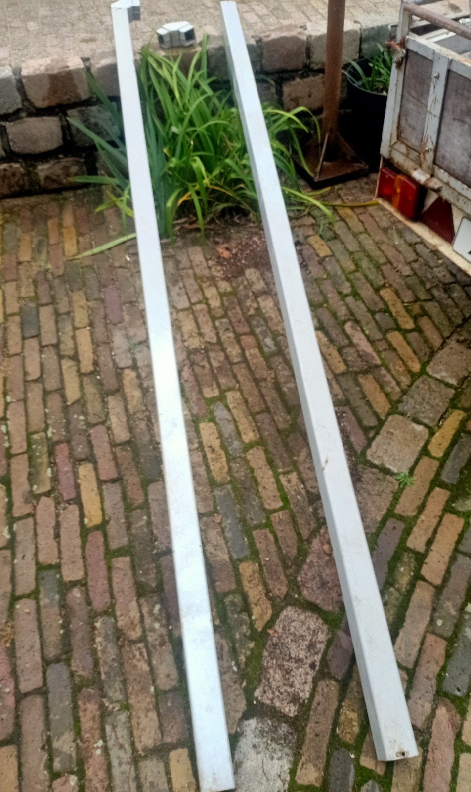 Koker profielen 2 stuks (voor poorten/hekwerk) gecoat, Ophalen, Gebruikt