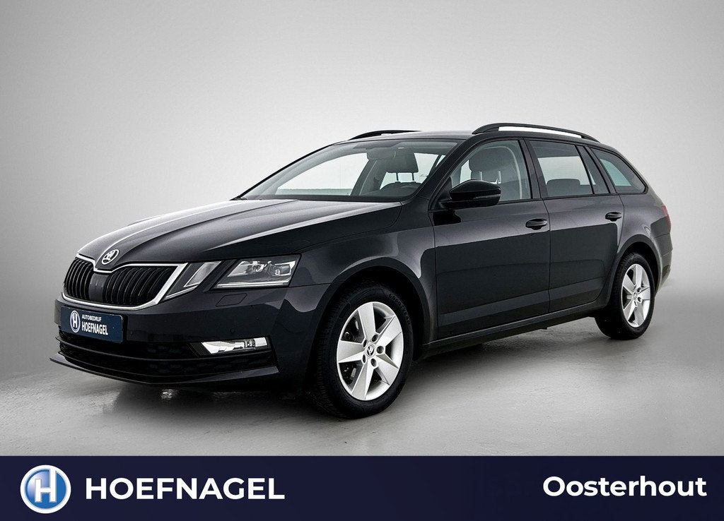 Skoda Octavia Combi 1.5 TSI Greentech Ambition | Stoelverwar, Auto's, Skoda, 4 cilinders, 150 pk, Leder en Stof, Zwart