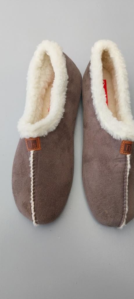 Spaanse pantoffel nortenas Nieuw nooit gedragen, Kleding | Dames, Schoenen, Ophalen of Verzenden, Nieuw, Pantoffels of Sloffen