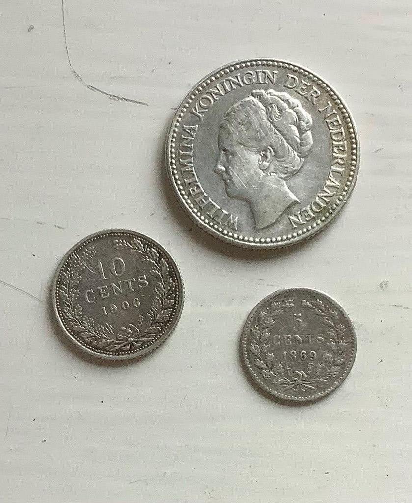 10 cent 1906, 1/2 gulden 1928 en 5 cent 1869, Zilver, 10 cent, Koningin Wilhelmina, Verzenden