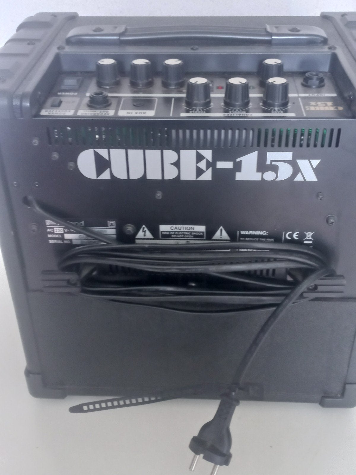 Roland gitaar versterker cube 15 x, Muziek en Instrumenten, Ophalen, Minder dan 50 watt