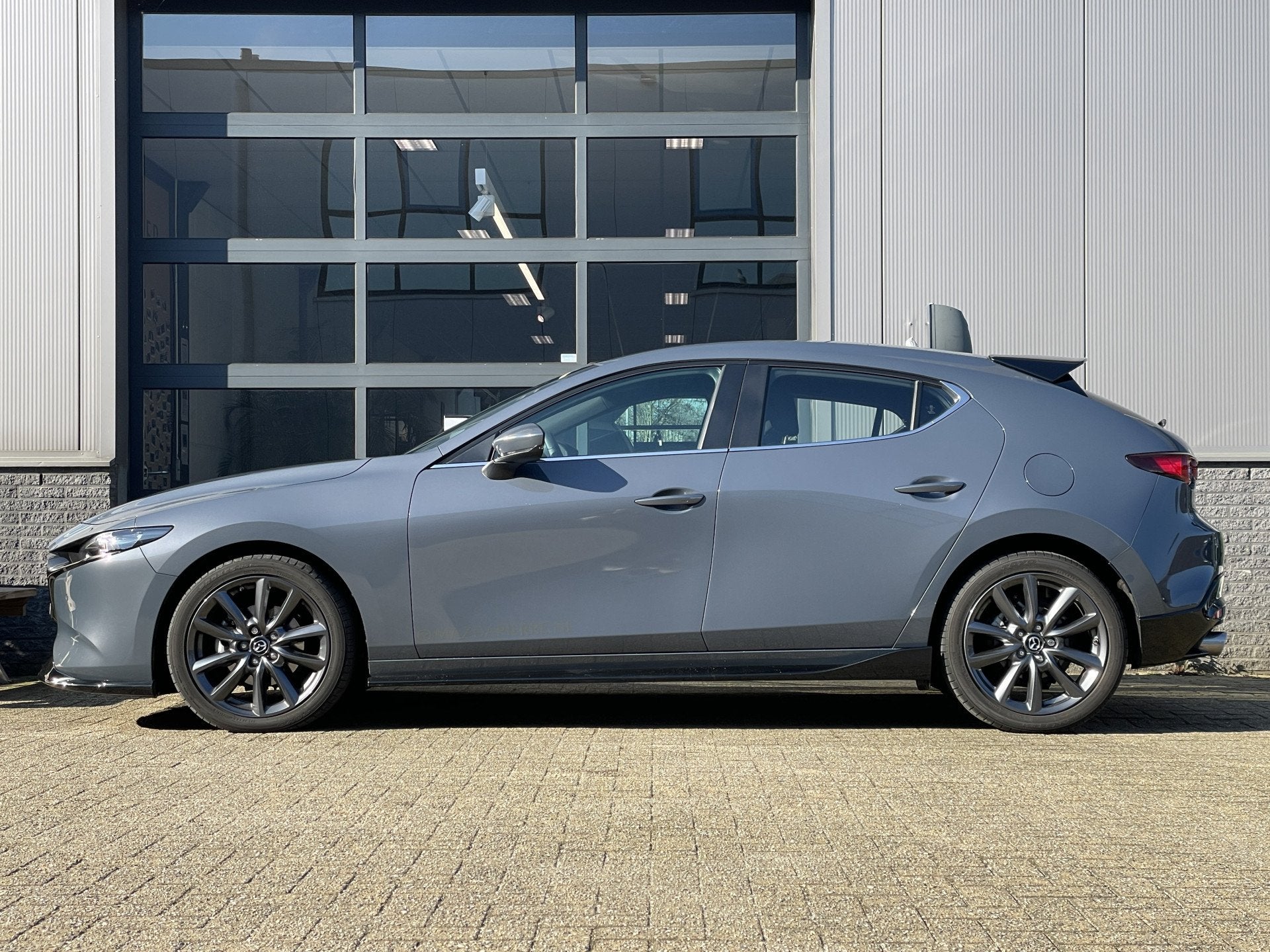 Mazda 3 2.5 e-SkyActiv-G 140PK M-Hybrid Centre-line | AERO P, Auto's, Voorwielaandrijving, Dealer onderhouden, Stof, Gebruikt