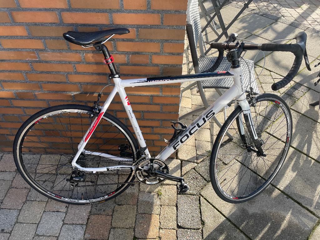 FOCUS Variado, 28 inch, Heren, Aluminium, Zo goed als nieuw