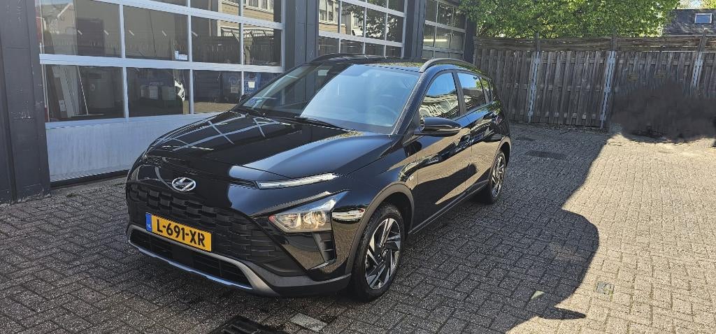 Hyundai Bayon 1.0 T-gdi 48V 100PK 7DCT 2021 Zwart, Auto's, Euro 6, Origineel Nederlands, SUV of Terreinwagen, 998 cc