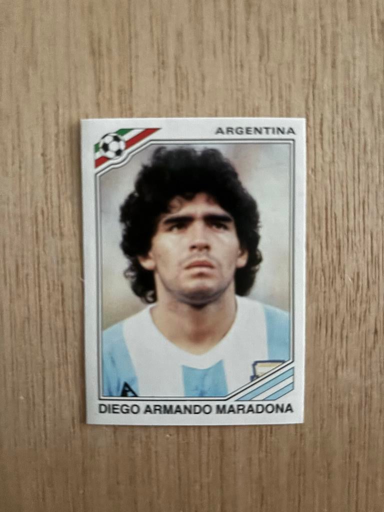Diego Maradona Panini World Cup Story Sticker #171, Verzamelen, Ophalen of Verzenden, Zo goed als nieuw