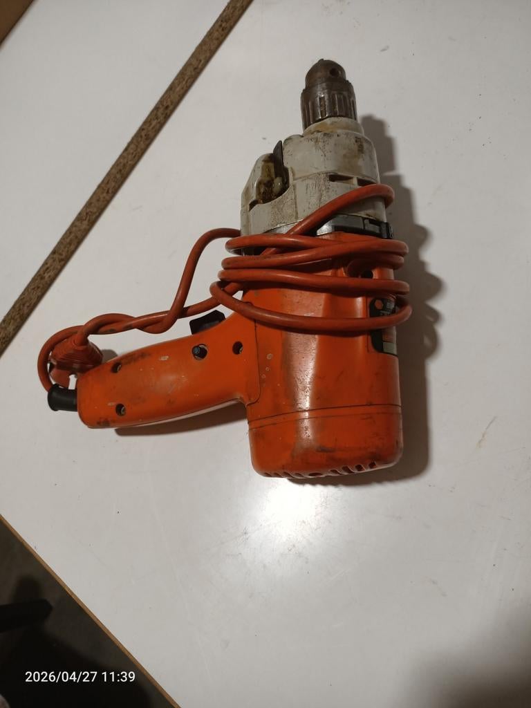 Vintage Black & Decker Boormachine 370W, Boormachine, Gebruikt, Ophalen of Verzenden, Minder dan 400 watt