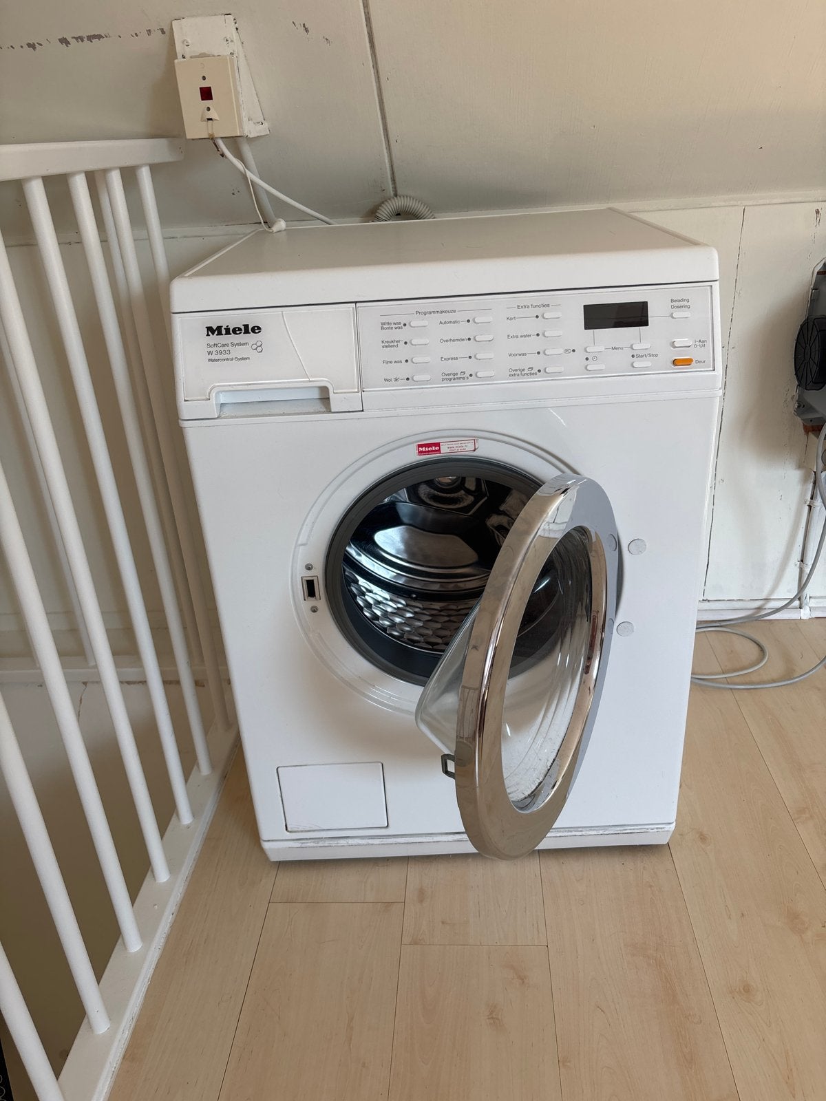 Miele W 2933 WCS Wasmachine - Zeer Goede Staat, Ophalen, Zo goed als nieuw, Voorlader, Wolwasprogramma