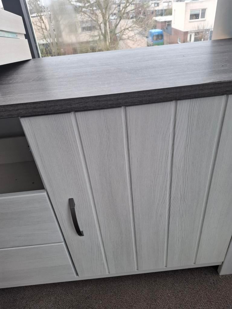 Mooi wit dressoir, Ophalen, Met deur(en), Zo goed als nieuw, 200 cm of meer