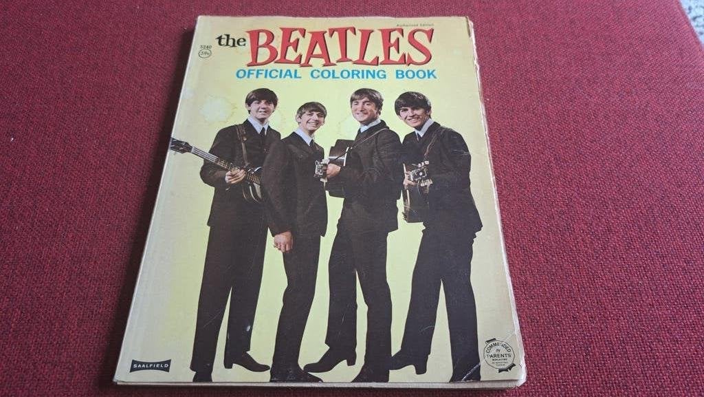 Beatles the official coloring book 1964, Ophalen of Verzenden, Gebruikt, Boek, Tijdschrift of Artikel