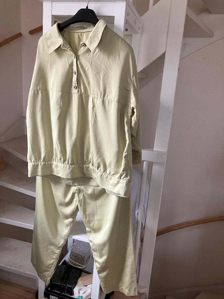Pyjama maat L, Ophalen of Verzenden, Zo goed als nieuw, Maat 42/44 (L)