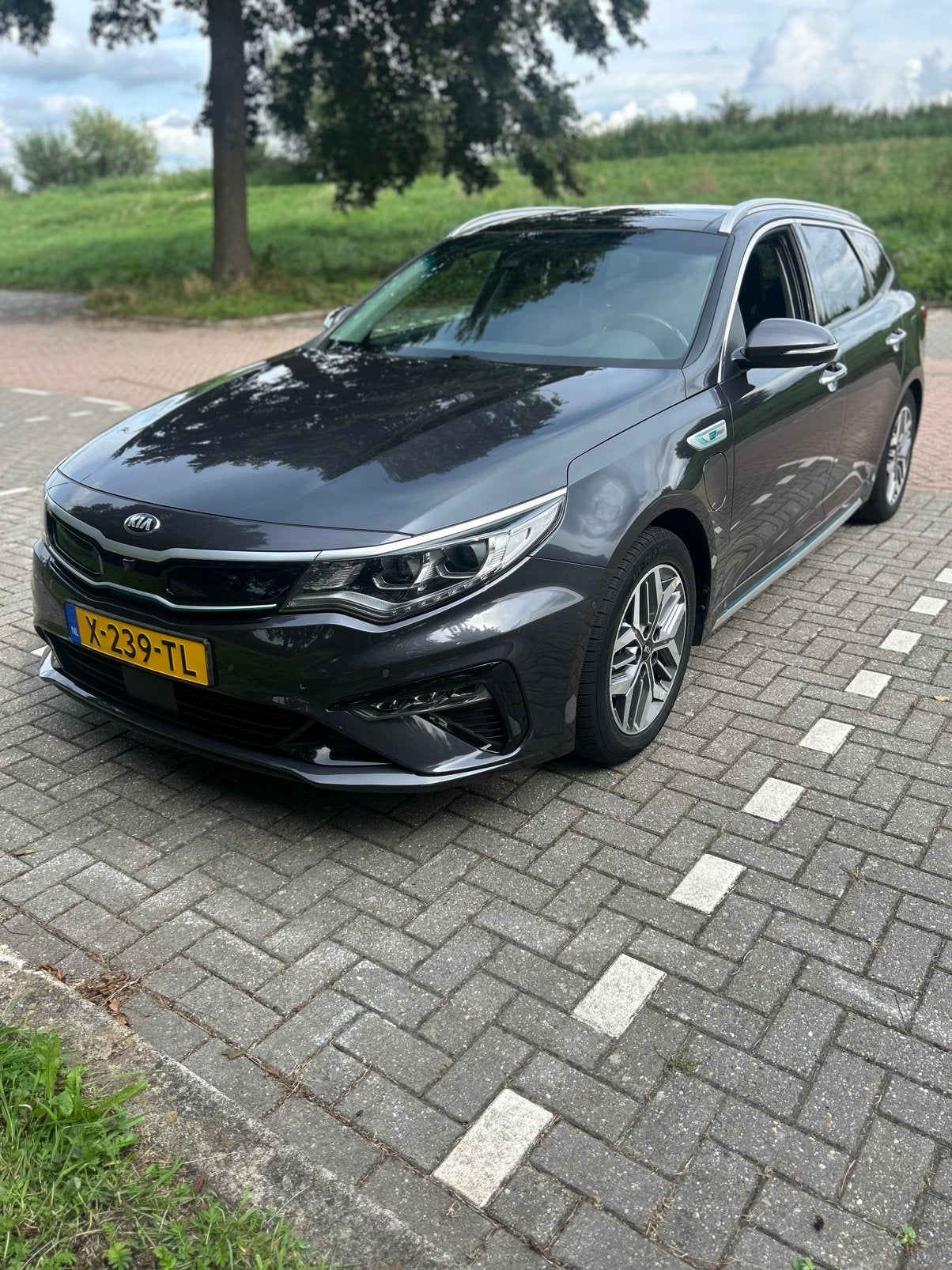 Te koop aangeboden: Kia Optima Sportswagon 2.0 GDi - 2019, Plug-in hybride, Optima Sportswagon, 1500 kg, Te koop