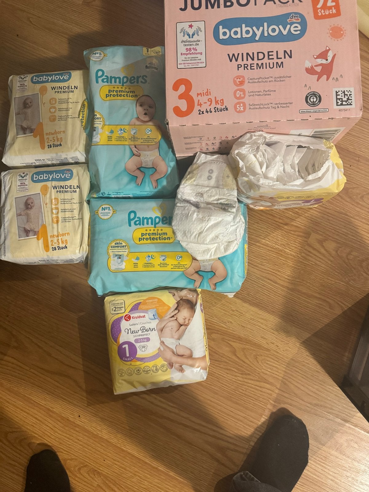 Pampers maat 1 en andere luiers, nieuw, Ophalen, Nieuw, Overige typen