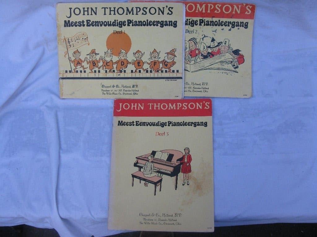 Bladmuziek piano John Thompson 3 x, Muziek en Instrumenten, Ophalen of Verzenden, Les of Cursus, Klassiek, Piano
