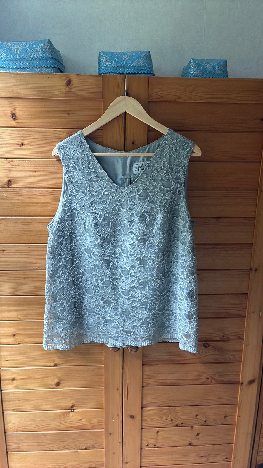 Grijs kanten gevoerde top, Kleding | Dames, Maat 42/44 (L), Ophalen of Verzenden, Zo goed als nieuw, Zonder mouw