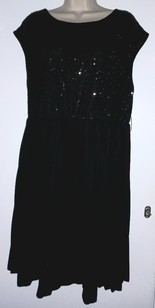Shein Curve jurk maat 1XL (44), Kleding | Dames, Grote Maten, Ophalen of Verzenden, Zo goed als nieuw, Zwart, Jurk