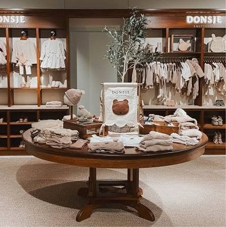 GEZOCHT: TICKET DONSJE SAMPLE SALE 10:20 (voor mijn kind), Tickets en Kaartjes, Eén persoon