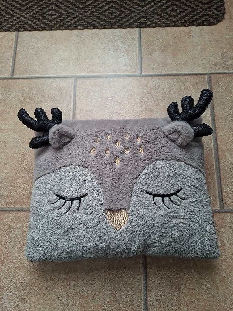NIEUW Hunkemöller rendier kussentje grijs, Nieuw, Ophalen of Verzenden, Sierkussen, Grijs