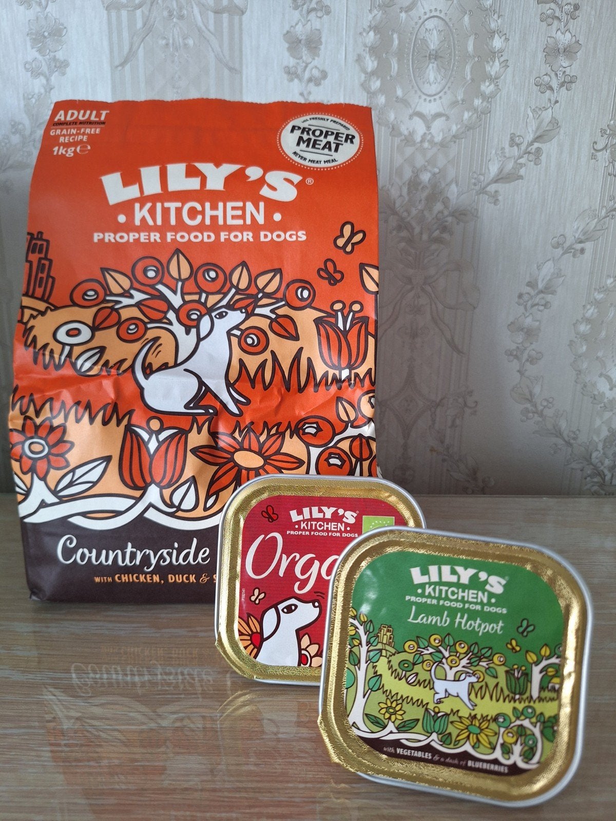 Hondenvoer Hondenbrokken lily's kitchen, Ophalen of Verzenden, Hond