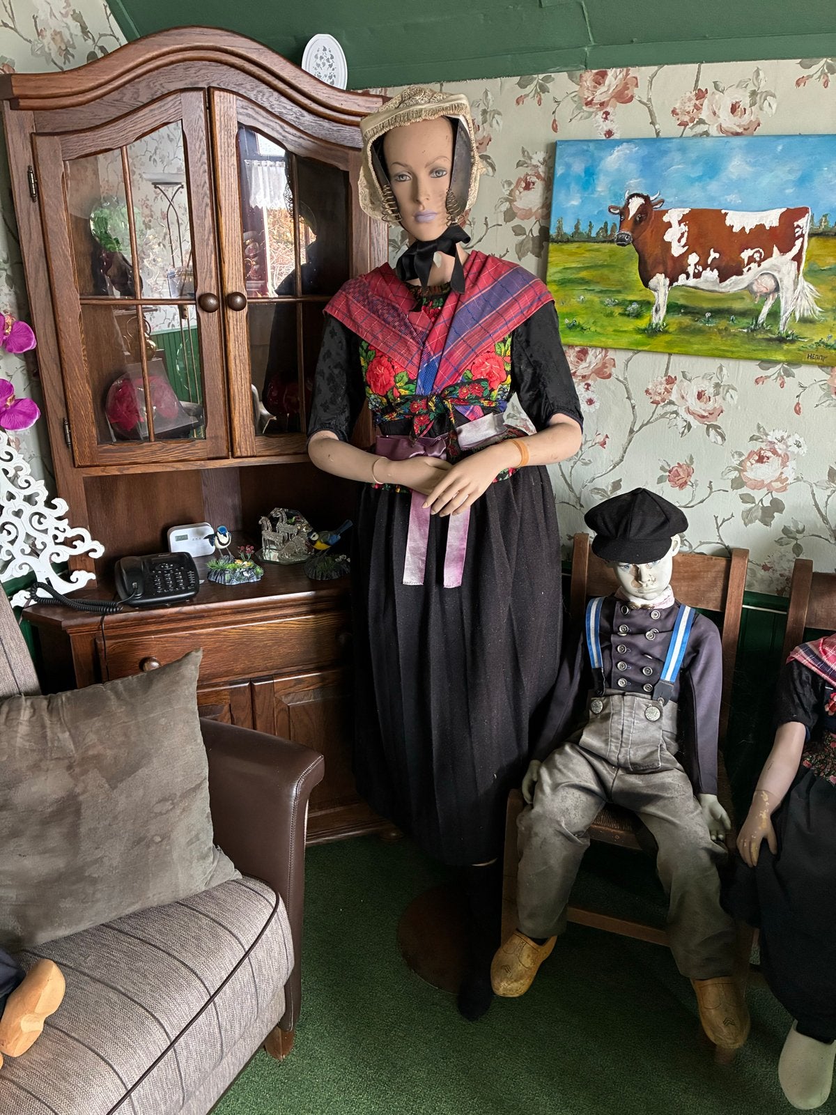 Collectie Hollandse poppen in klederdracht, Ophalen, Gebruikt, Pop