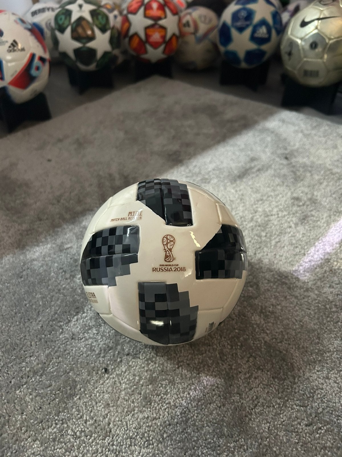 Mini wk bal 2018 telstar, Verzamelen, Ophalen of Verzenden, Zo goed als nieuw, Buitenlandse clubs, Spel