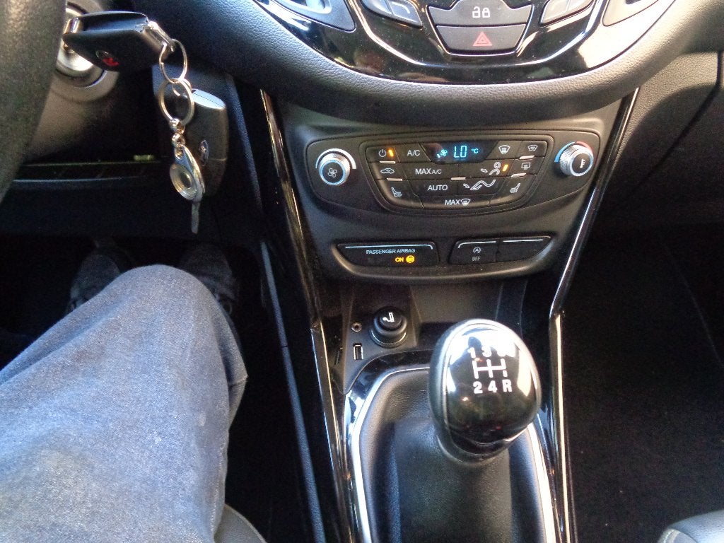 Foto 13 van Ford B-Max 1.0 Ecoboost 74KW/100PK 2013 Blauw