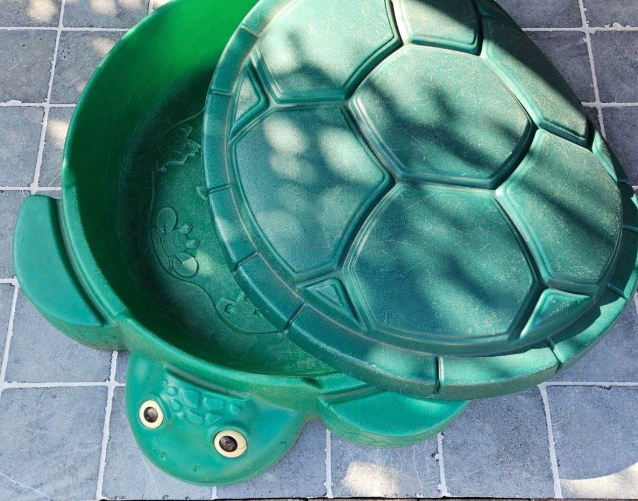 Groene schildpad zandbak met deksel, Ophalen, Gebruikt