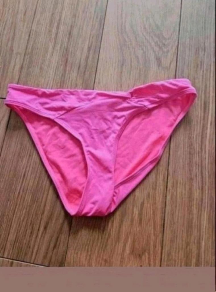 Roze bikini onder, Ophalen of Verzenden, Zo goed als nieuw, Roze, Bikini