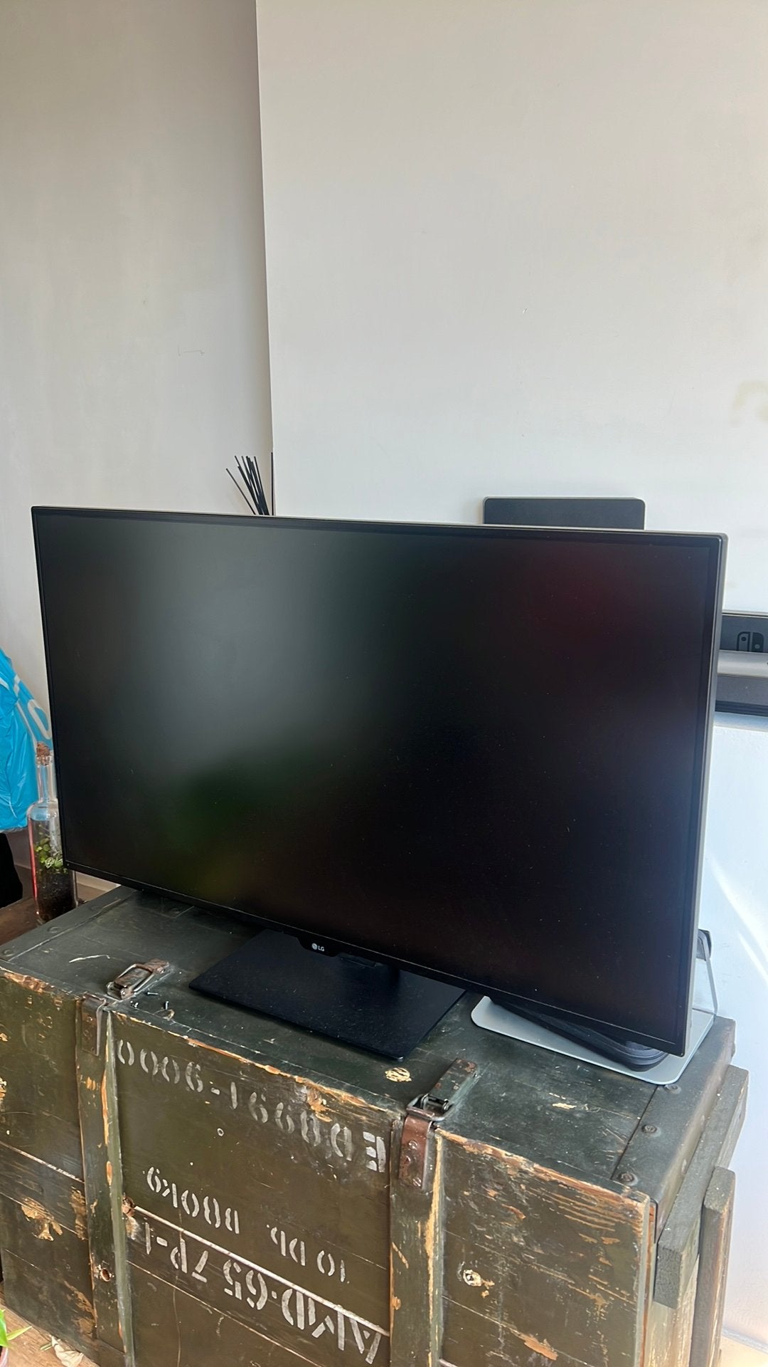 43 Inch 4K UHD IPS USB-C HDR 10 Monitor, 50 Hz, Zo goed als nieuw, 100 cm of meer, Ophalen