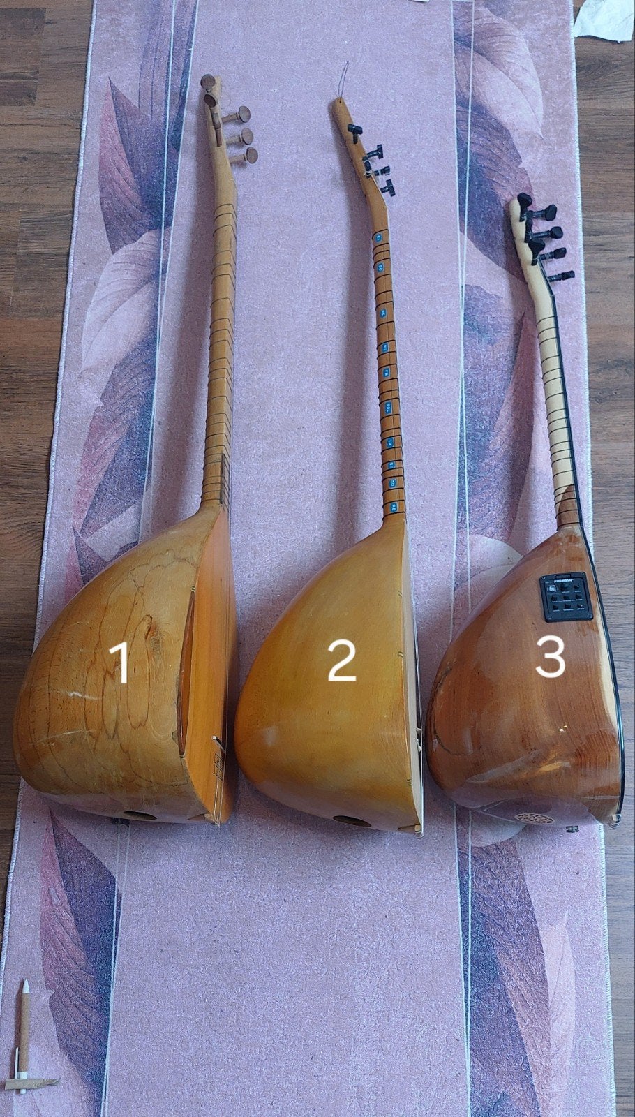 2 adet eski oyma saz -bağlama | Şemsi Yastıman - Nida Saz, Muziek en Instrumenten, Ophalen, Gebruikt